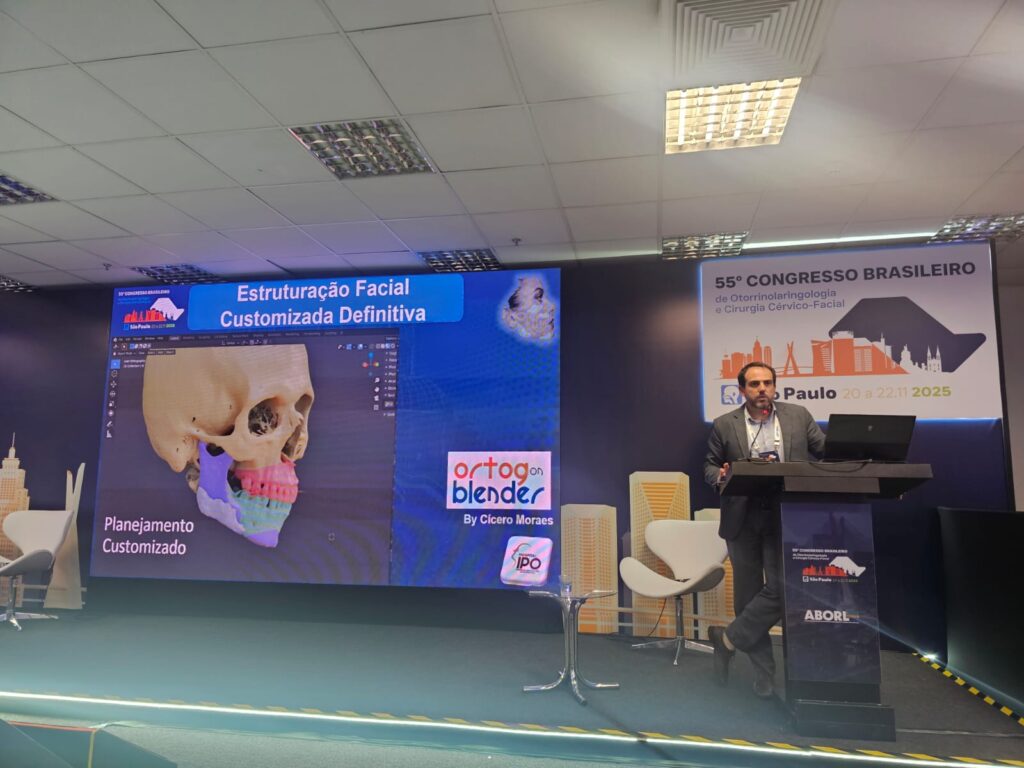 Dr Gabriel Zorron cirurgião referência em todo o Brasil em Palestra em congresso nacional